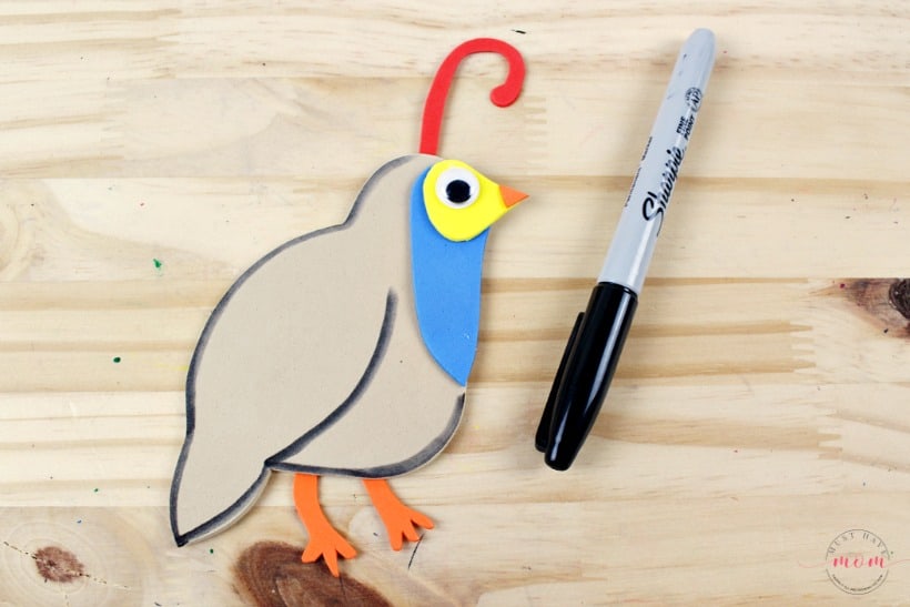 Q is for Quail letter craft. Perfect for preschool and kindergarten educational kids activities with free printables.