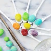 Rainbow Jello frosted grapes recipe! Rainbow frosted grapes are fun rainbow food that are also a gluten free treat!