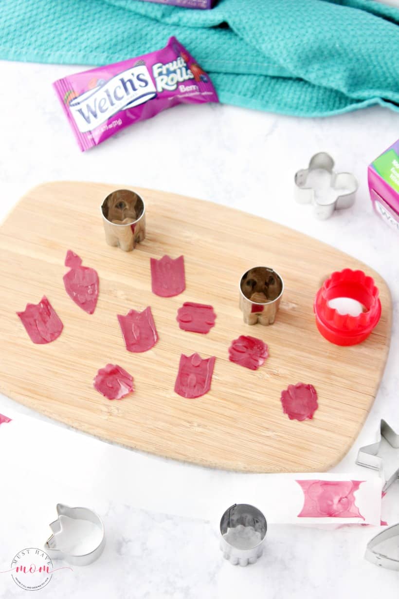 Fun kids snack ideas! Fruit and veggie garden snack.