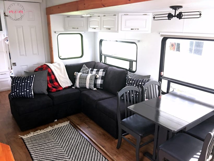 fifth wheel camper couch and table