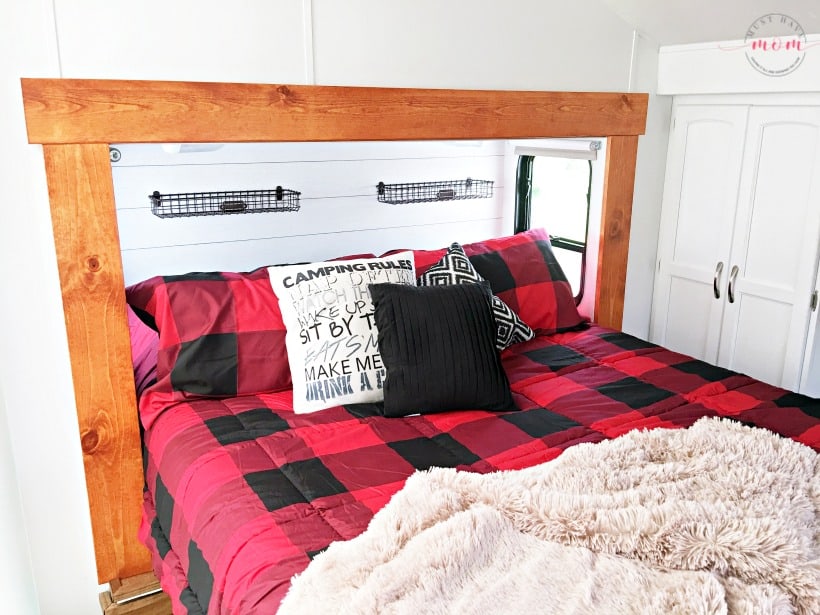 Plaid buffalo check bedding