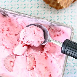 homemade strawberry ice cream