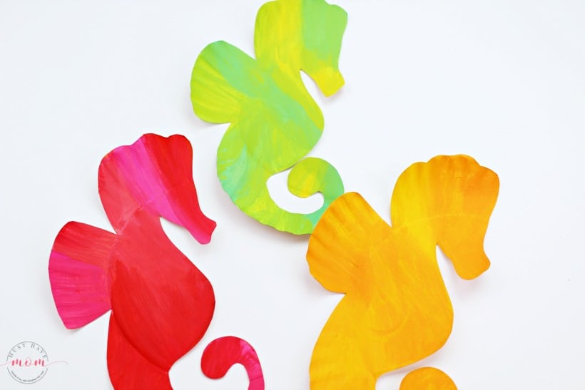 seahorse paper plates craft