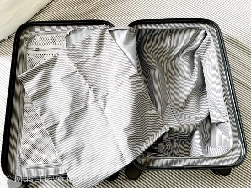 Chester Luggage Review + Chester Luggage Discount Code - Must Have Mom