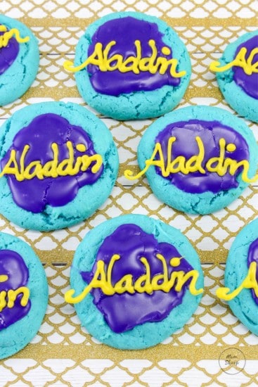 Aladdin live action and signature collection are available on 8/27! It is the perfect time to plan a Aladdin Party with these crafts and food ideas.