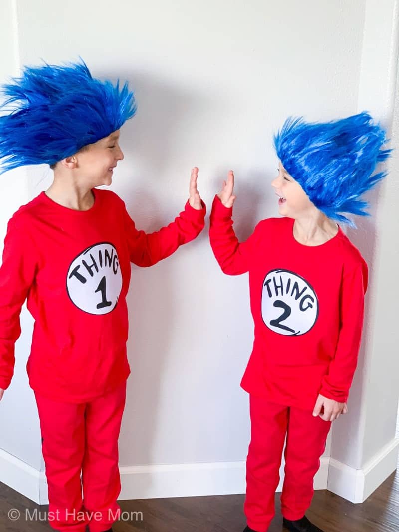 DIY Thing 1 and Thing 2 costumes