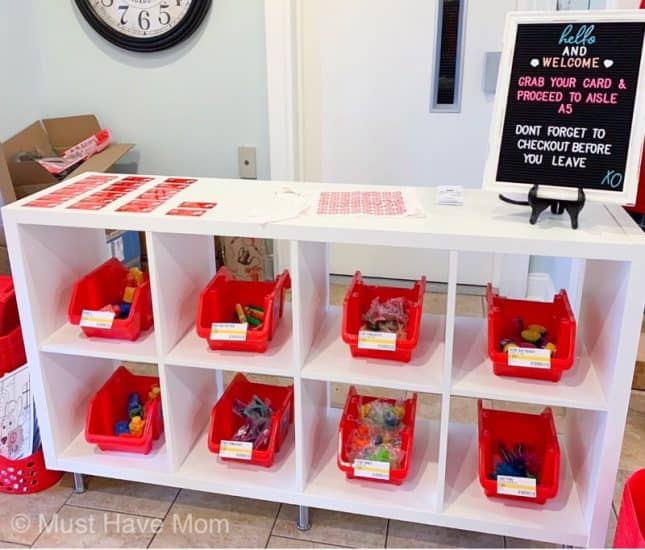 Target Birthday Party Theme! Must Have Mom