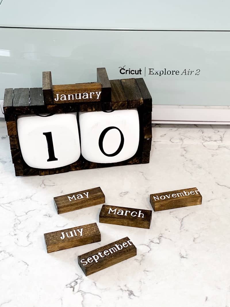 Block calendar hot sale diy