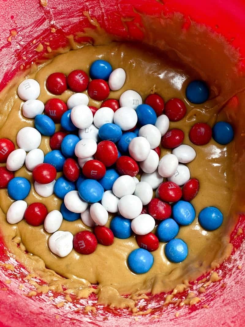 how to make m&m cookie bars