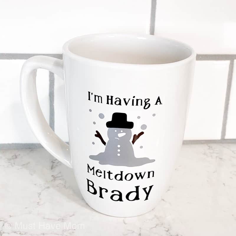 HOW TO PERSONALIZE MUGS WITH CRICUT