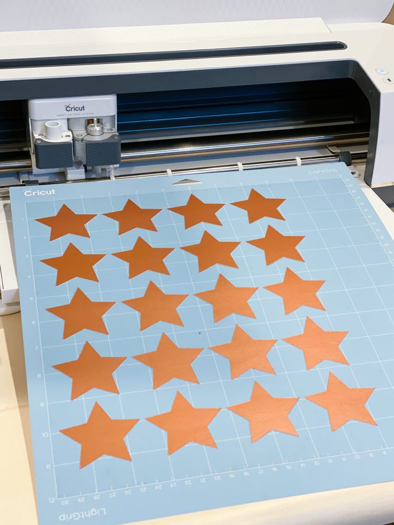 cut out stars on Cricut Maker