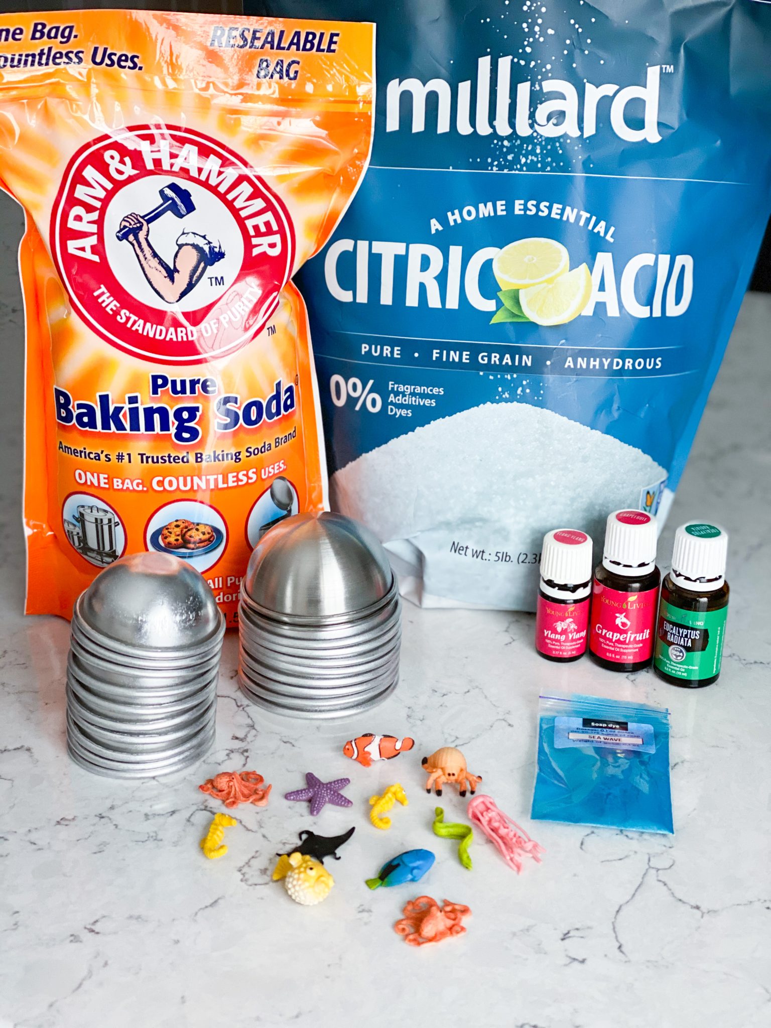 DIY Bath Bombs with Toy Inside Must Have Mom