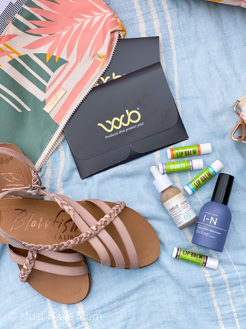 MUST HAVE Beach Essentials For Home & Vacation Must Have Mom