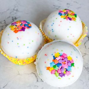 DIY Birthday Bath Bombs