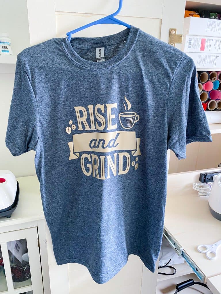 how to make a shirt with Cricut