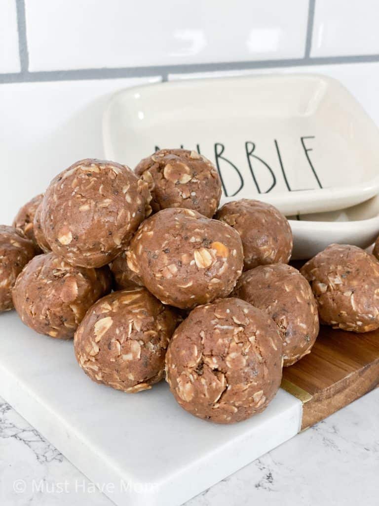 chocolate peanut butter energy balls