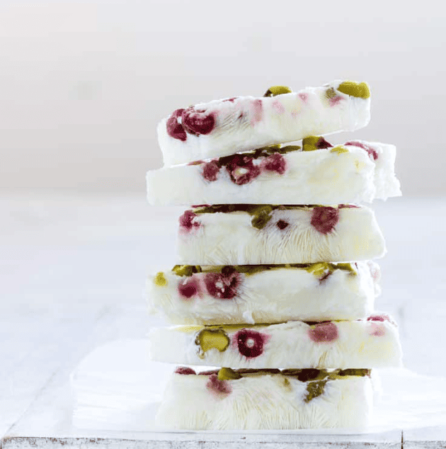 Pistachio and Pomegranate Frozen Yogurt Bark